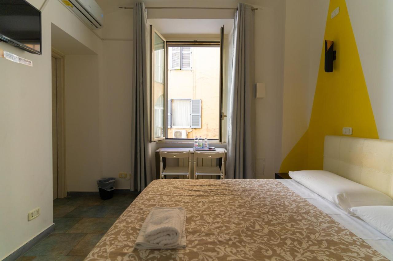 Romafullhouse Guesthouse Eksteriør billede